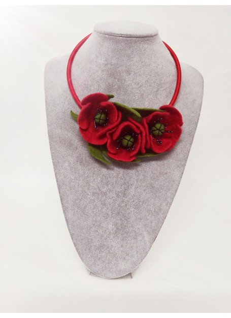 Colier lana impaslita , unicat, handmade, Maci Rosii