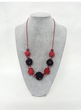 Colier margele lana impaslita si coconi matase, unicat, handmade,Rosu Negru