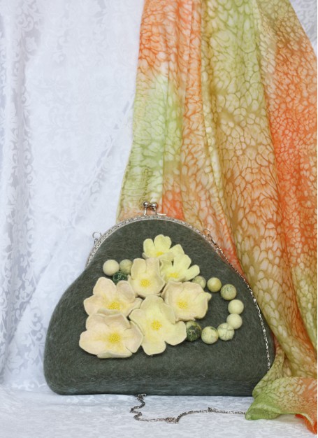 Geanta din lana impslita manual,handmade, unicat, Flori de Mar