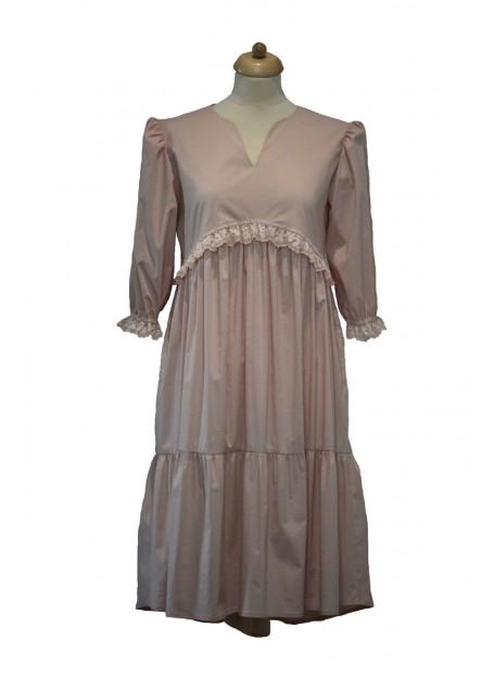 Rochie cu volane si dantela Rochie cu volane si dantela