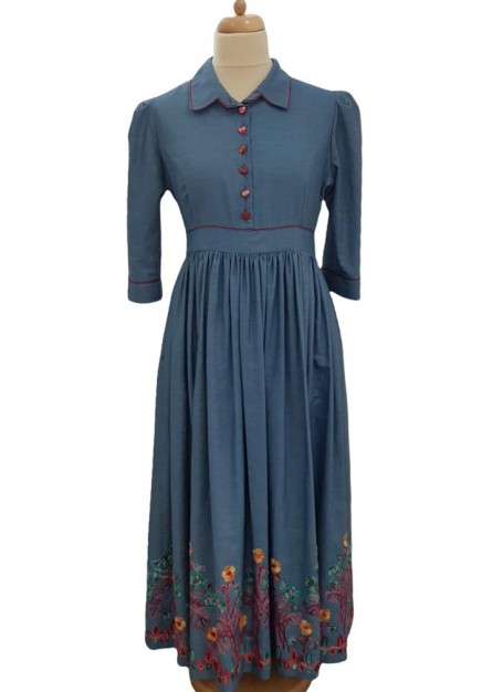 Rochie blug cu broderie 